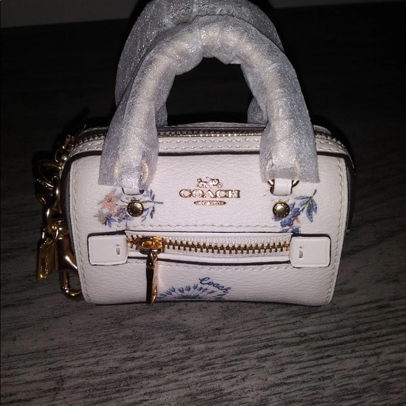 COACH ❤️Satchel Keychain/❤️ - Picture 12 of 15